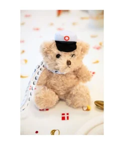 Bamse med rød studenterhue