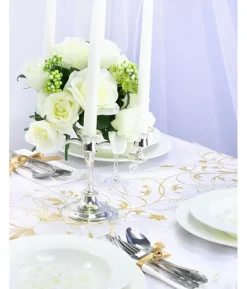 Creme Organza med guldmønster