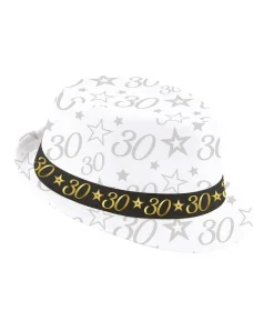Fedora hat 30 år