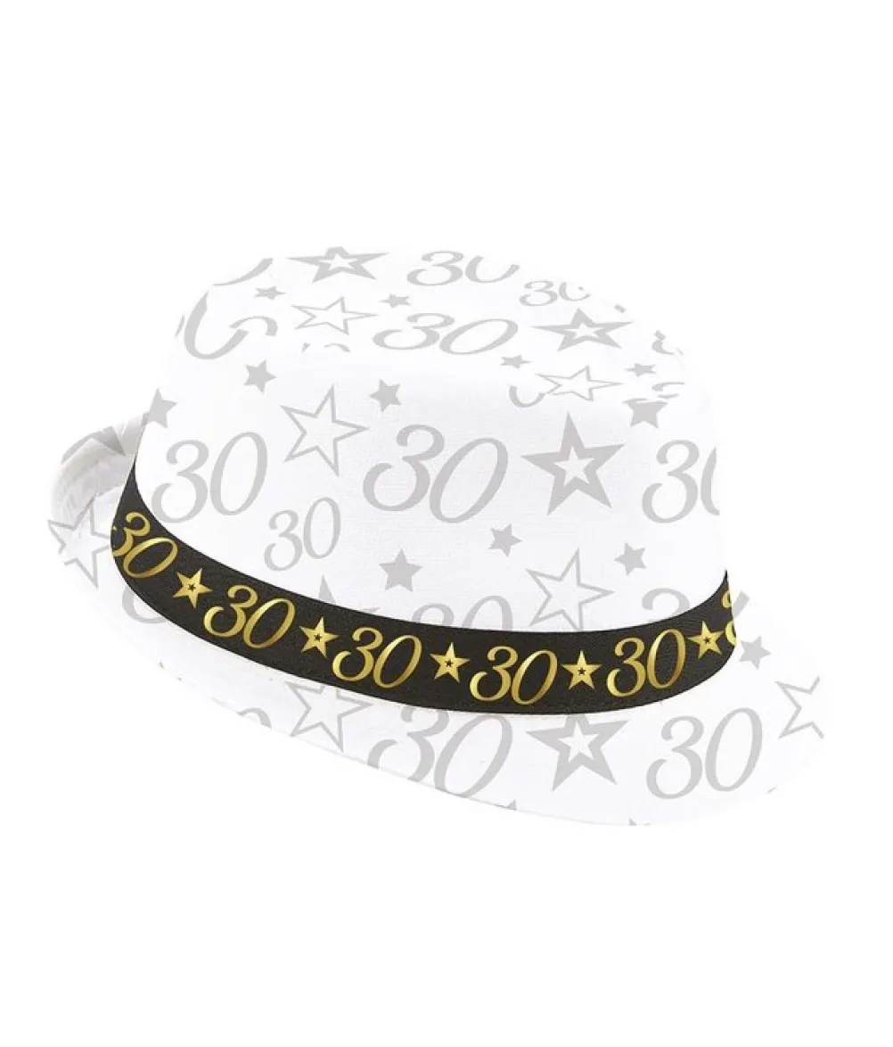 Fedora hat 30 år