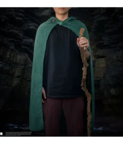 Hobbit kappe med broche