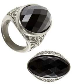 Ring med sort sten